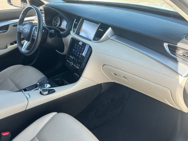 Certified 2019 INFINITI QX50 Essential w/ Premium Heat Package FWD image 14