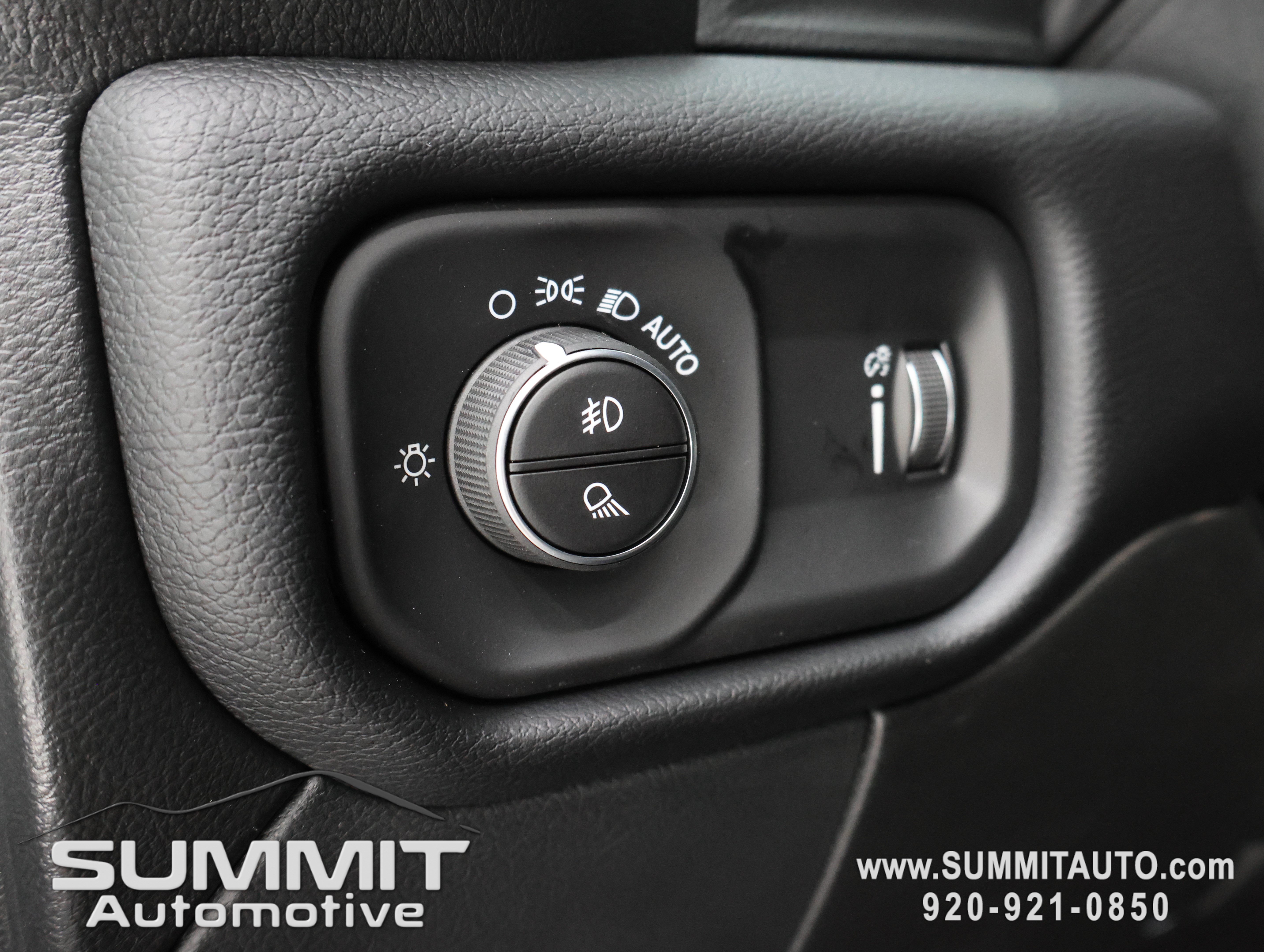 New 2026 RAM 2500 Big Horn AWD/4WD image 48