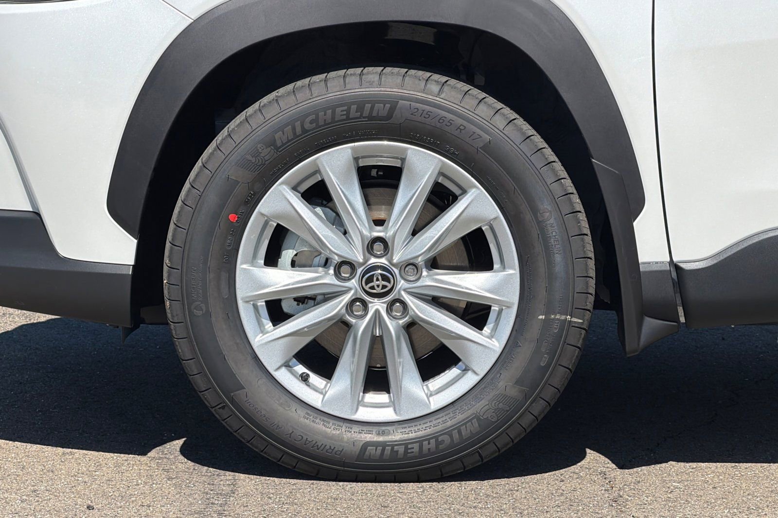 New 2026 Toyota Corolla Cross LE image 32