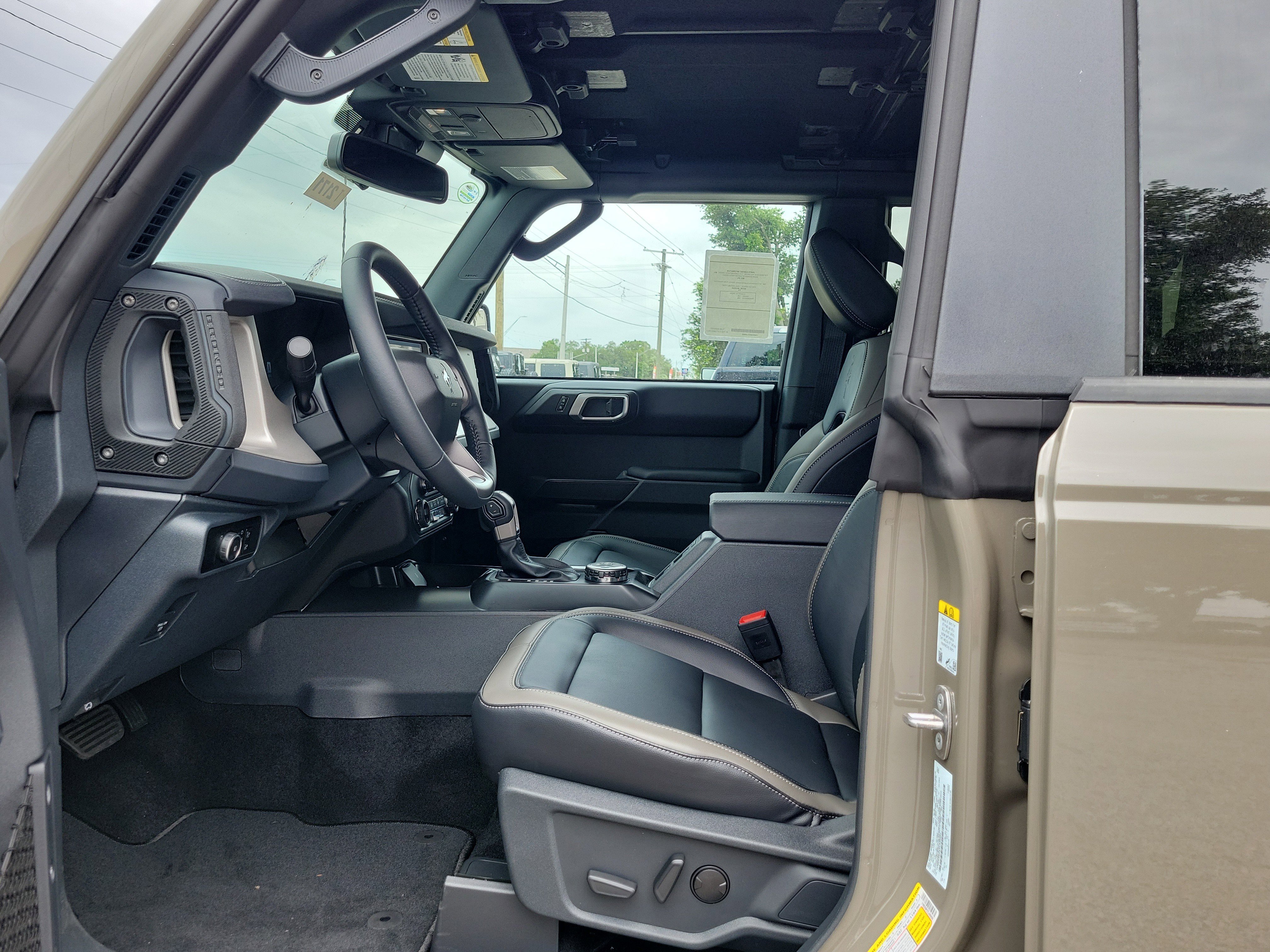 New 2026 Ford Bronco Outer Banks AWD/4WD image 16