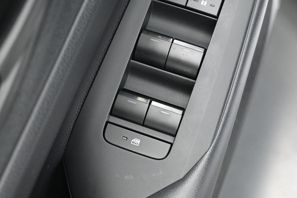 Certified 2024 Toyota Prius Prime FWD image 12