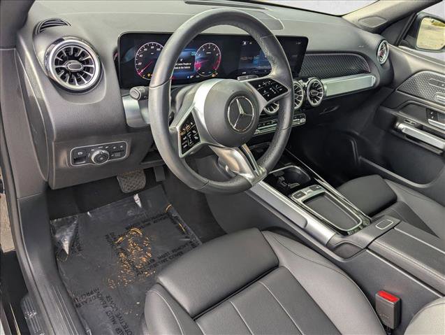 Certified 2025 Mercedes-Benz GLB 250 image 10
