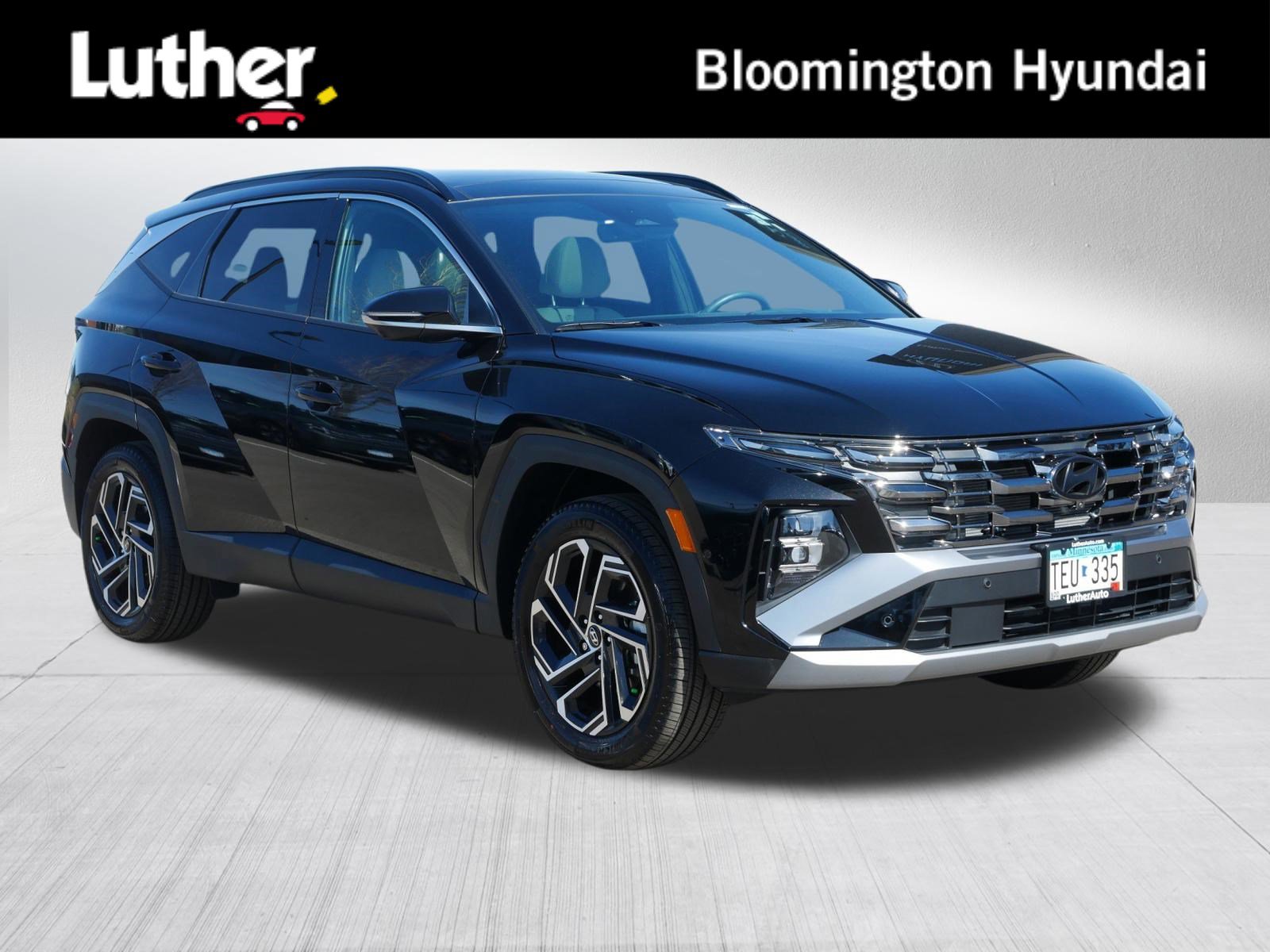 Certified 2025 Hyundai Tucson Limited image 1