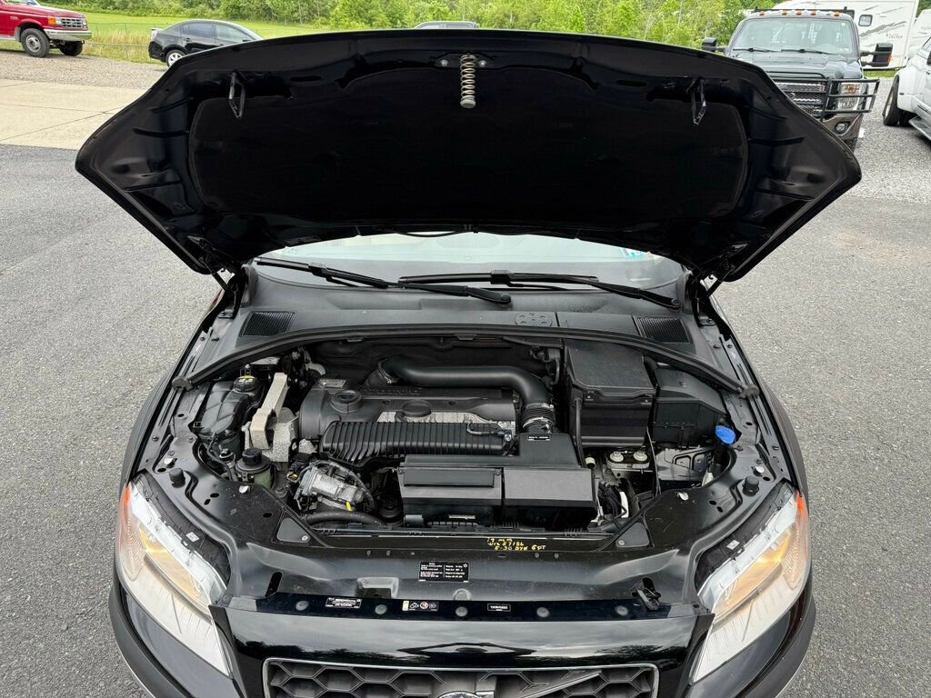 Used 2016 Volvo XC70 T5 Premier w/ Proximity Package image 15