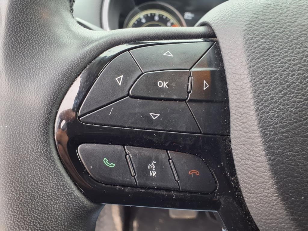 Used 2023 Jeep Cherokee Altitude Lux image 22