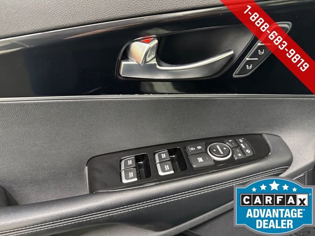 Used 2017 Kia Sorento SX image 25