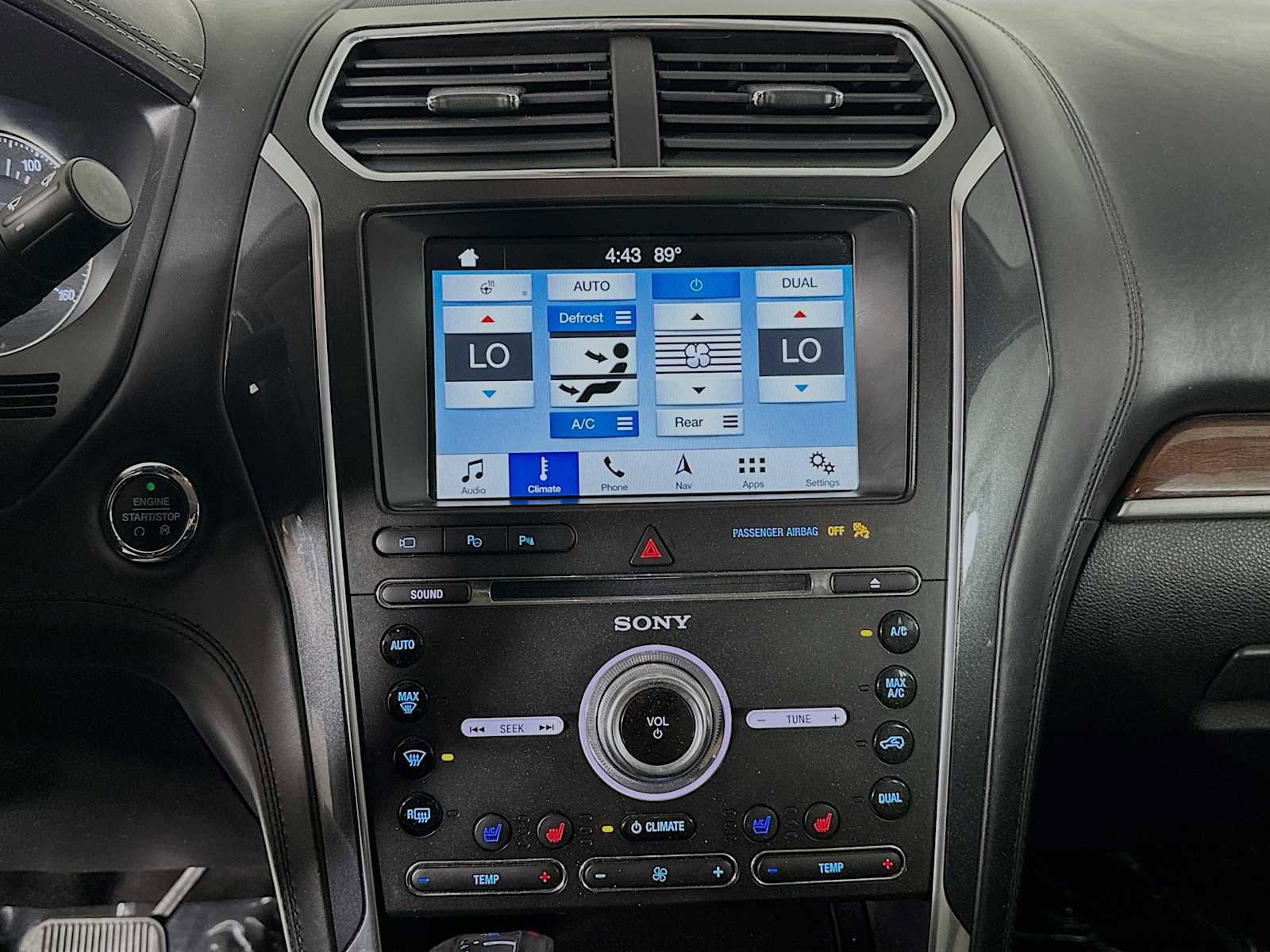 Used 2018 Ford Explorer Platinum AWD/4WD image 13