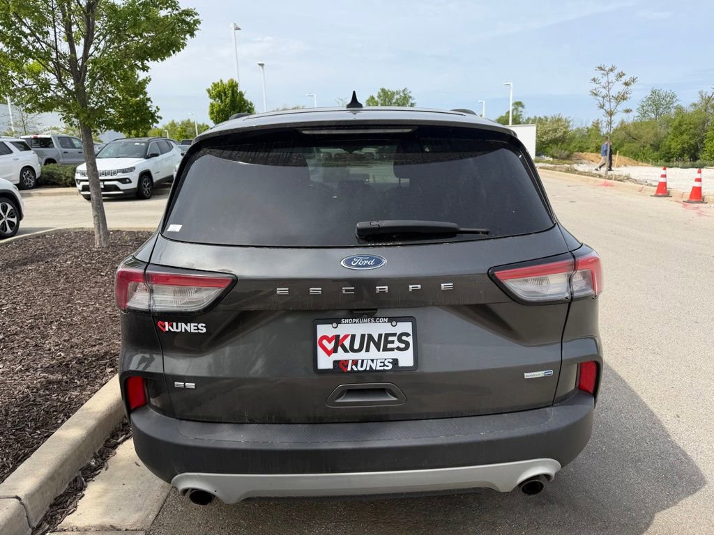 Used 2020 Ford Escape SE AWD/4WD image 3
