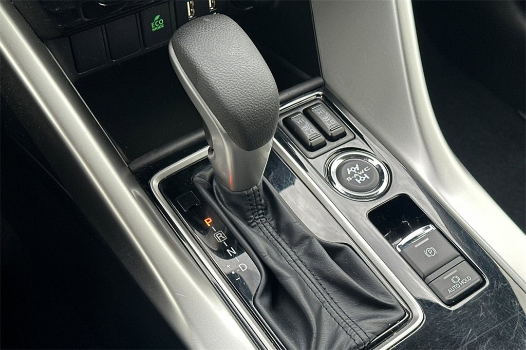 Used 2025 Mitsubishi Eclipse Cross SE image 25