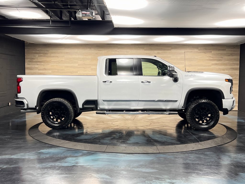 Used 2024 Chevrolet Silverado 2500 High Country w/ Technology Package image 10