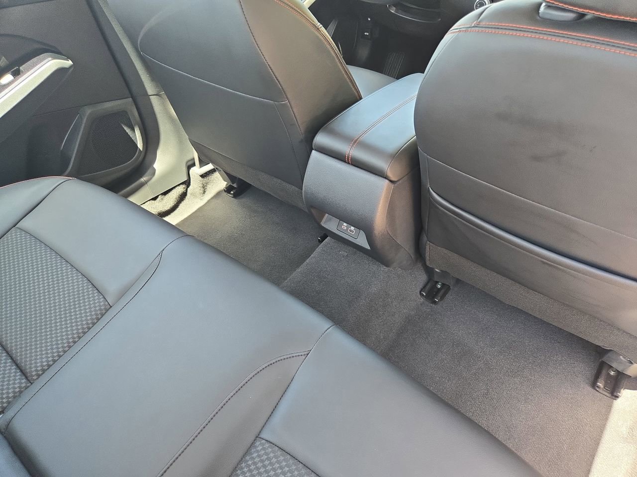 Used 2023 Nissan Altima 2.5 SR AWD/4WD image 11