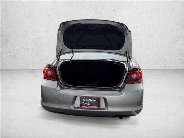Used 2014 Dodge Avenger SE image 7