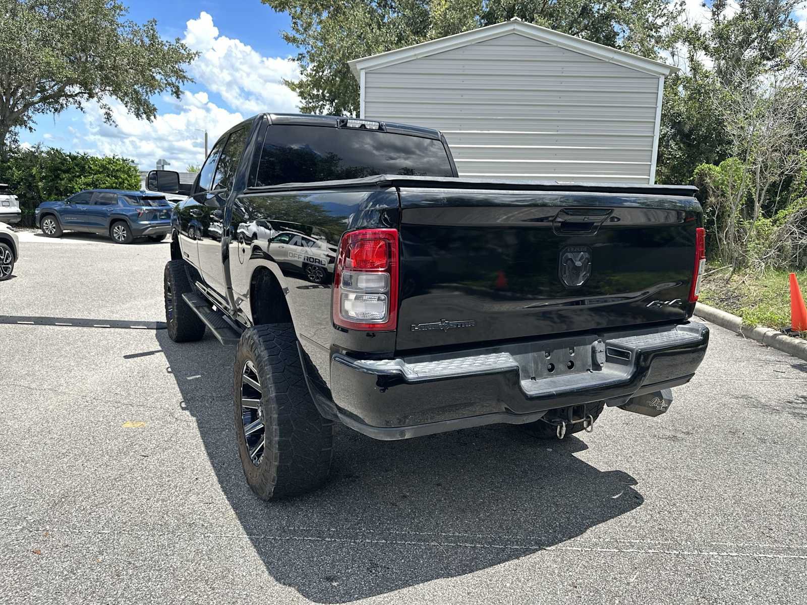 Used 2020 RAM 2500 Lone Star w/ Night Edition AWD/4WD image 4