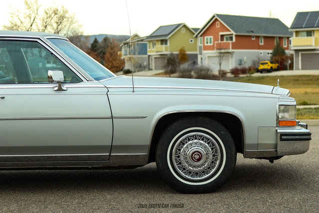Used 1986 Cadillac Brougham Brougham image 11