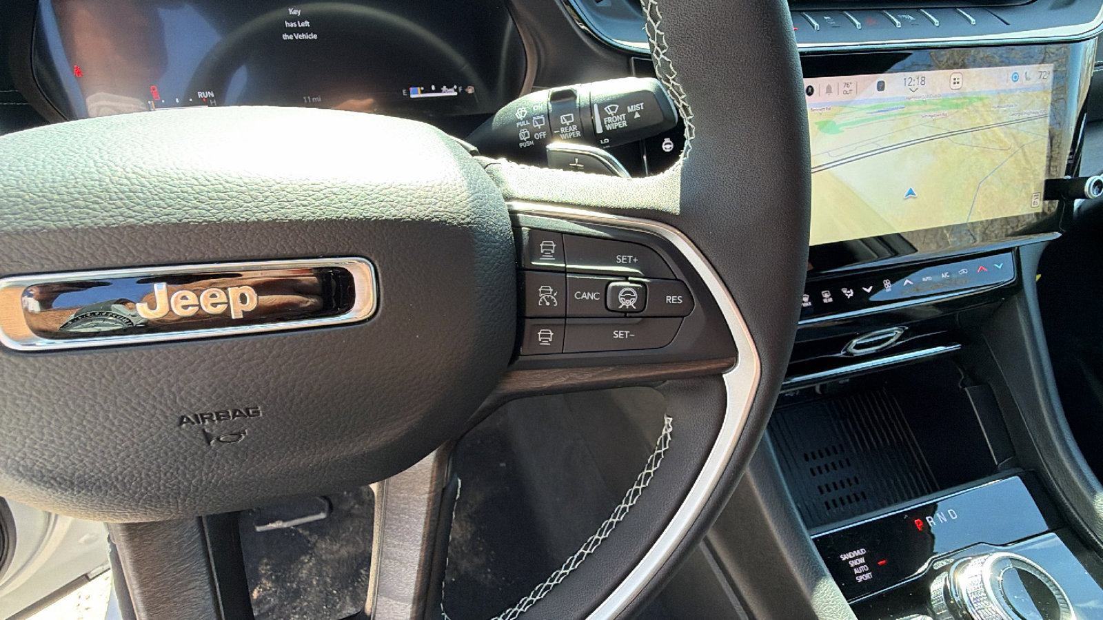 New 2026 Jeep Grand Cherokee Limited AWD/4WD image 24