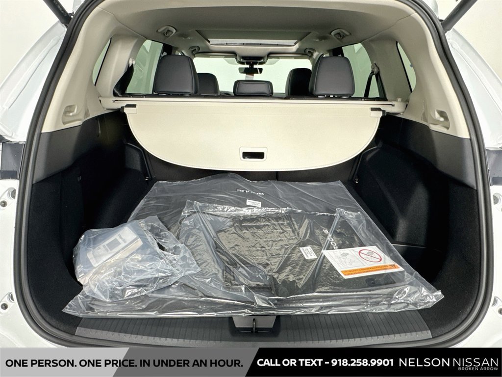 New 2026 Nissan Rogue Dark Armor FWD image 26
