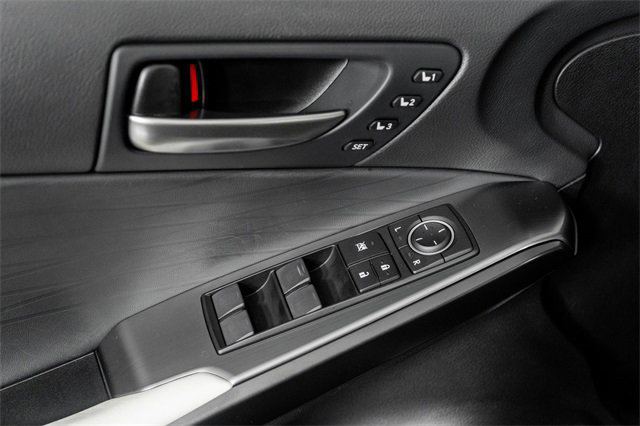 Used 2024 Lexus IS 500 image 64
