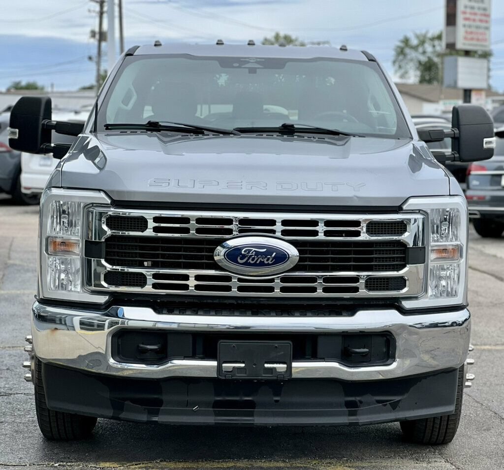 Used 2023 Ford F350 XLT AWD/4WD image 31