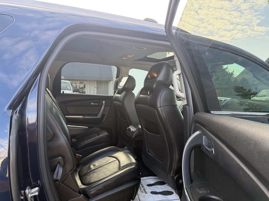 Used 2012 GMC Acadia SLT AWD/4WD image 16