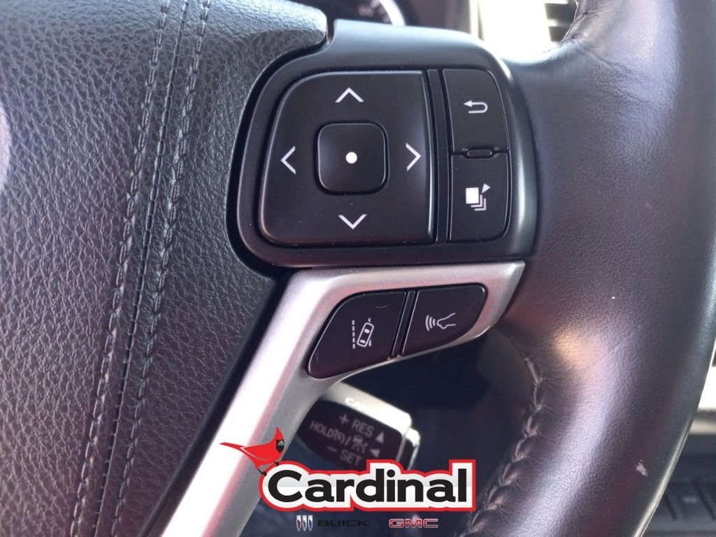 Used 2017 Toyota Highlander Limited Platinum w/ Carpet Mat Package image 28