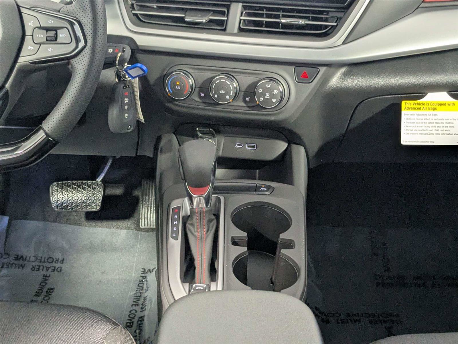 Used 2024 Chevrolet Trax RS w/ Driver Confidence Package image 40