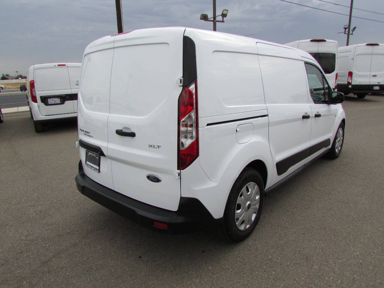 Used 2022 Ford Transit Connect XLT w/ CNG/LPG Engine Prep Package FWD image 6