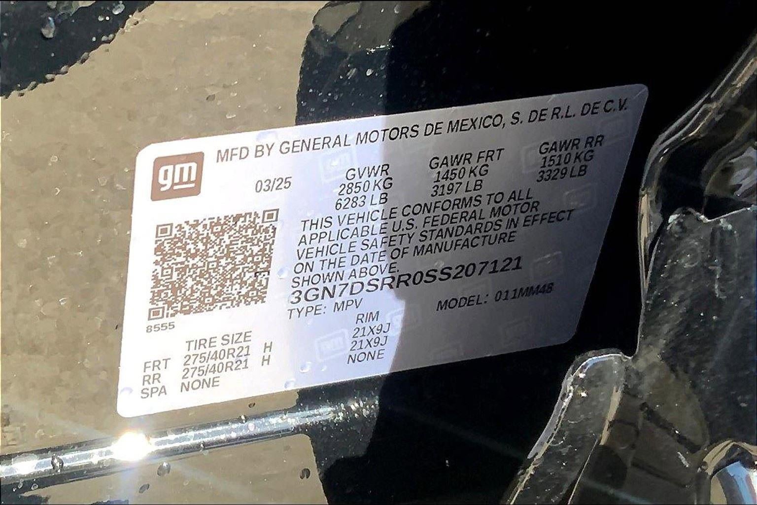New 2025 Chevrolet Equinox EV RS w/ Convenience Package II AWD/4WD image 13
