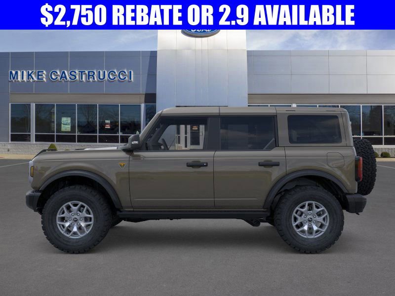 New 2025 Ford Bronco Badlands image 3