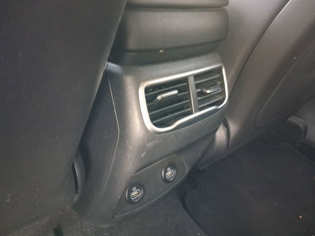 Used 2021 Hyundai Santa Fe SEL w/ Convenience Package image 21