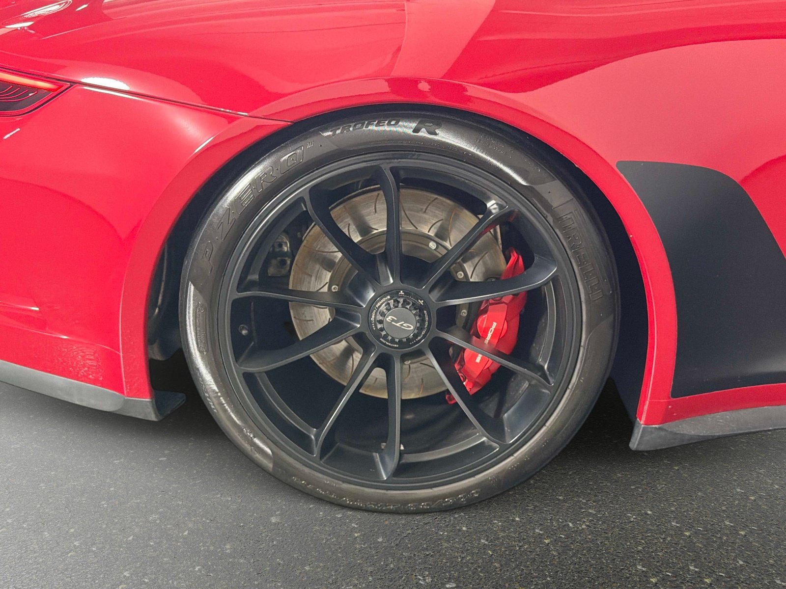 Used 2018 Porsche 911 GT3 RWD image 18