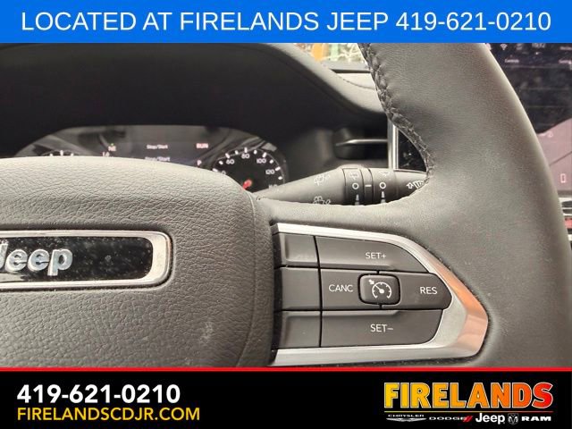 Used 2024 Jeep Compass Latitude AWD/4WD image 21