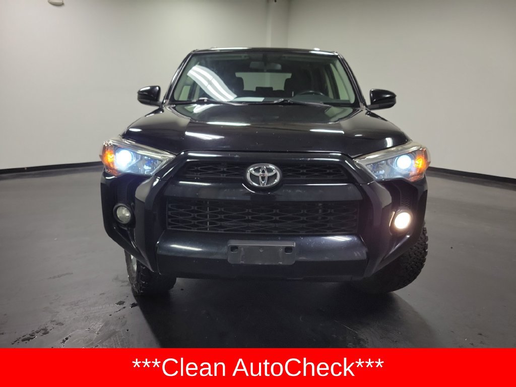 Used 2016 Toyota 4Runner SR5 AWD/4WD image 2