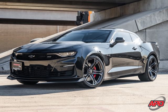Used 2020 Chevrolet Camaro SS image 38