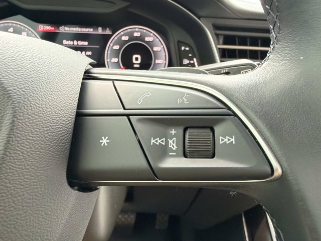 Used 2021 Audi Q8 Prestige w/ Prestige Package AWD/4WD image 27