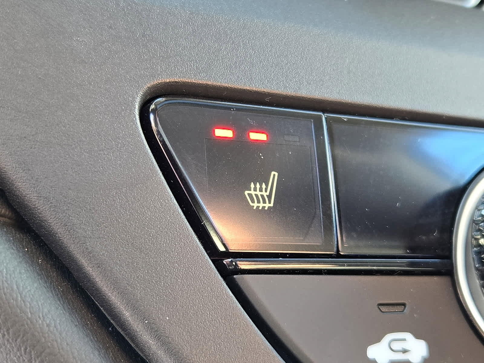 Certified 2024 Honda Accord EX image 26