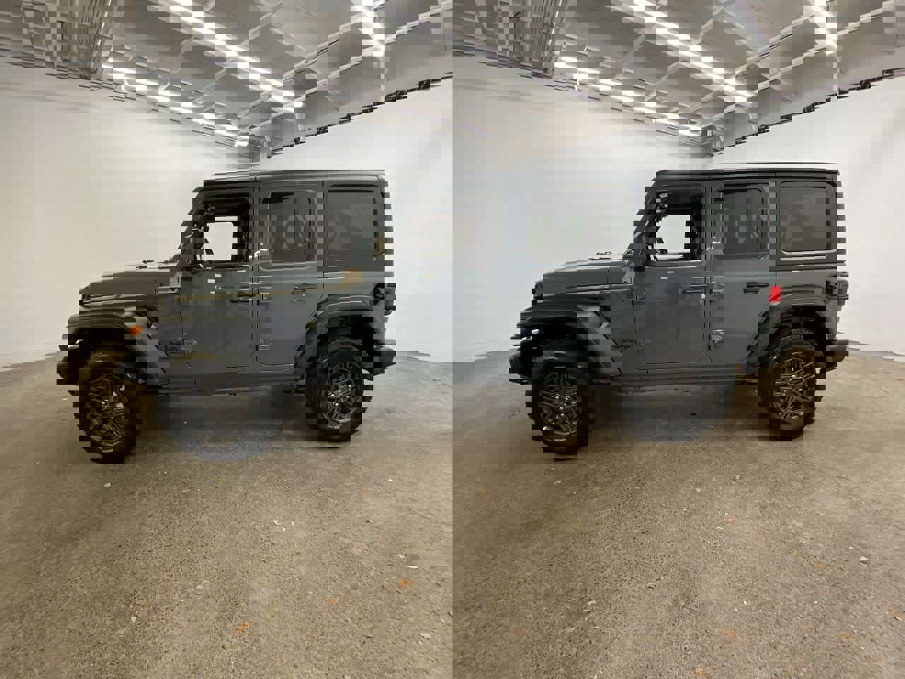 Used 2024 Jeep Wrangler Sport S image 3