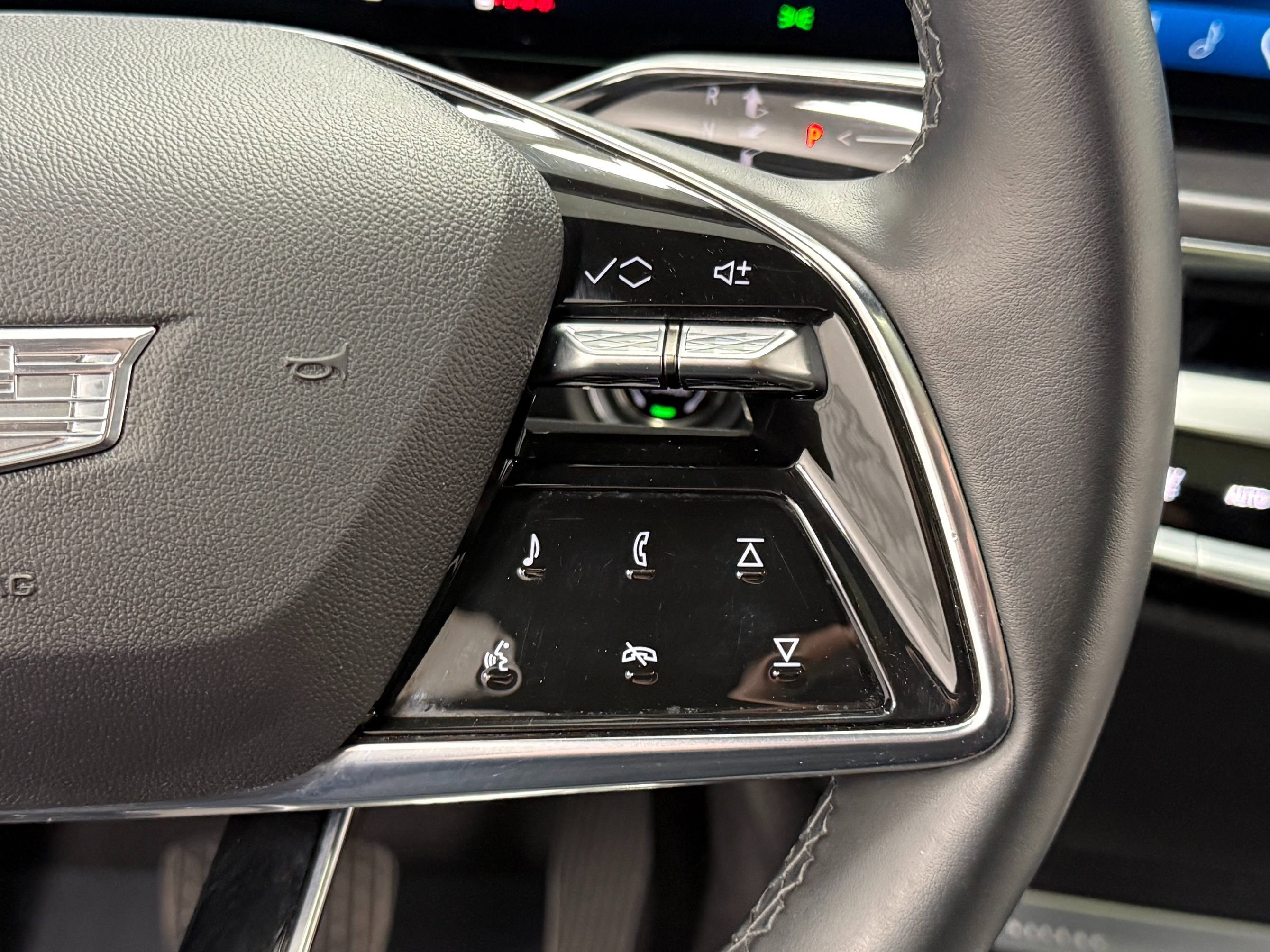 Used 2024 Cadillac Lyriq Tech RWD image 20