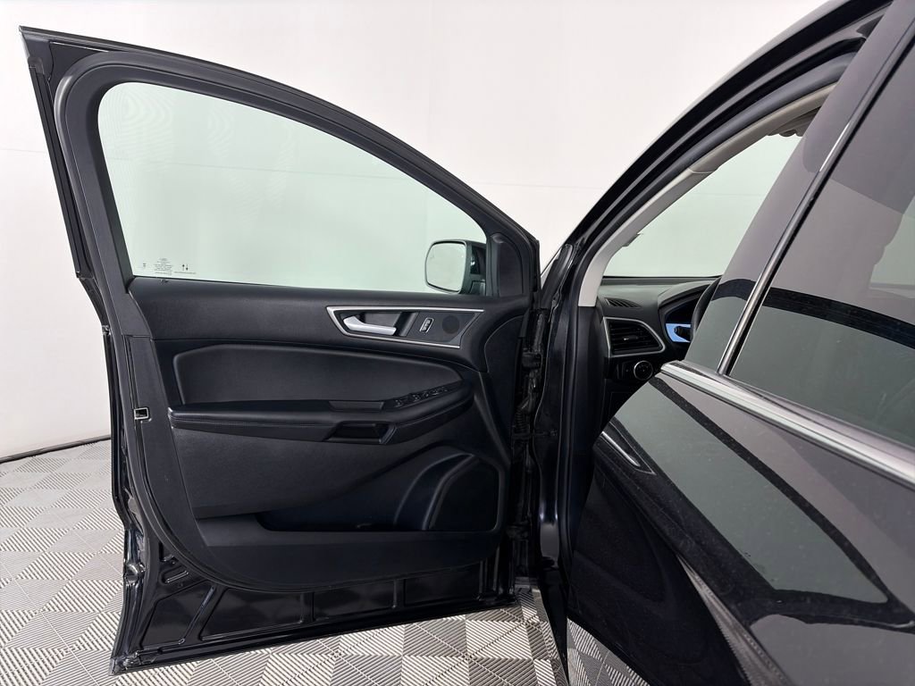 Certified 2024 Ford Edge SEL image 10
