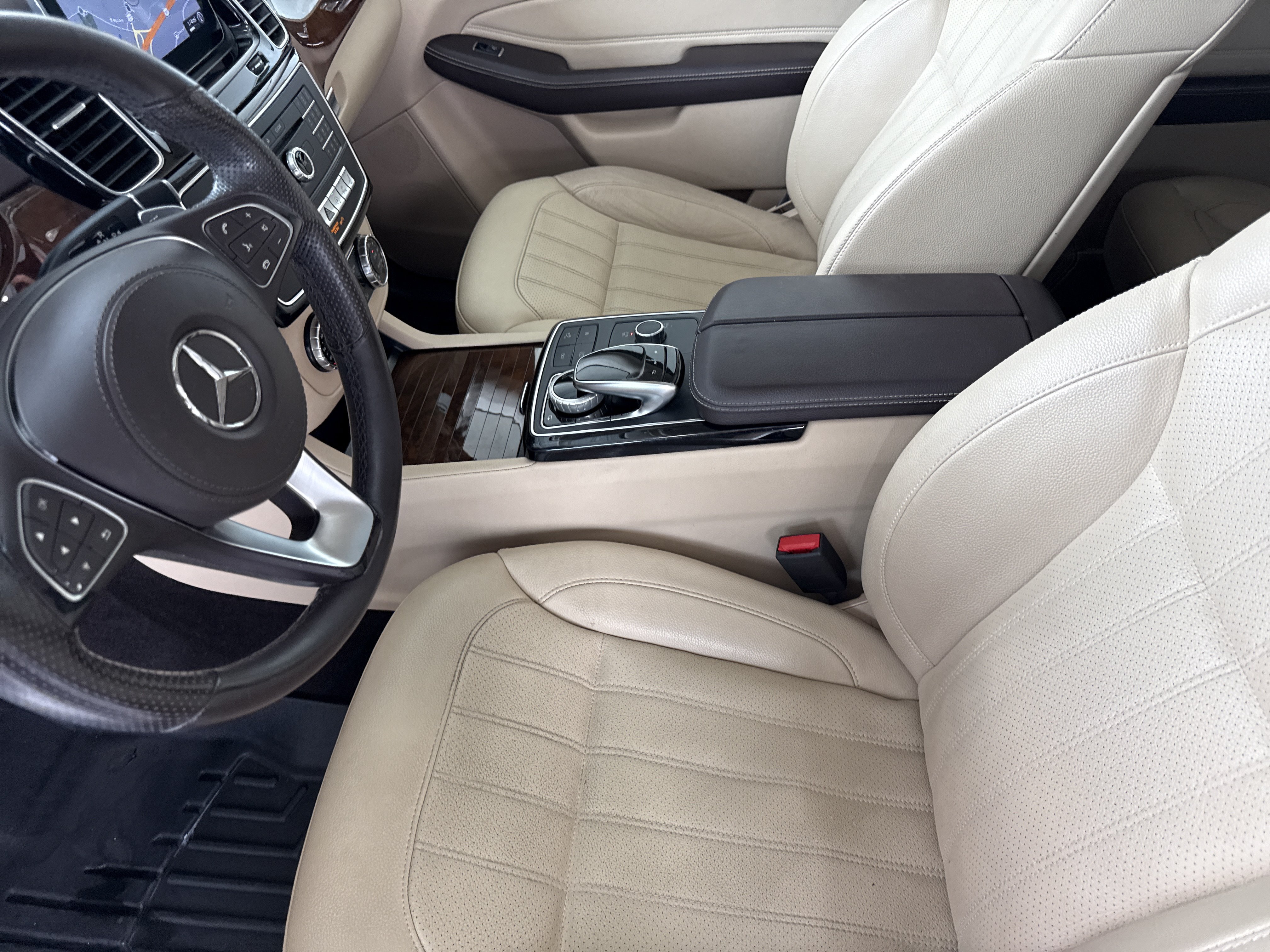 Used 2019 Mercedes-Benz GLS 450 4MATIC image 31