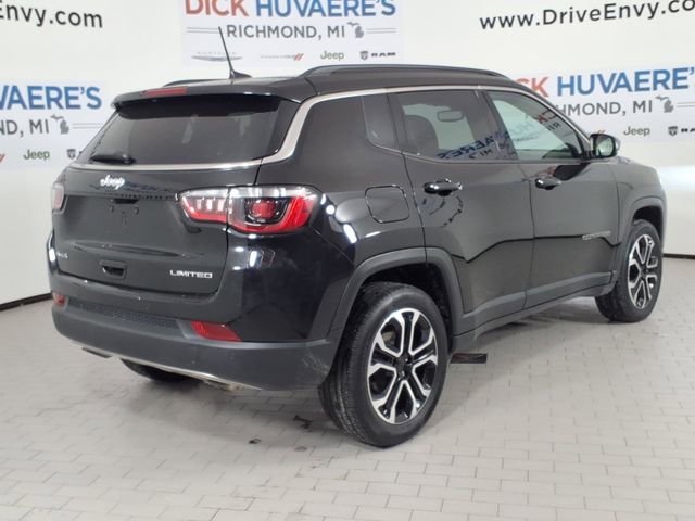 Used 2023 Jeep Compass Limited image 4