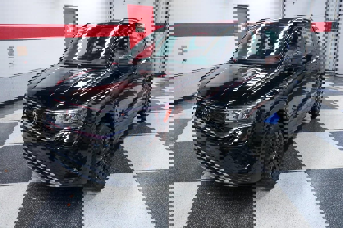 Used 2024 Volkswagen Taos S image 5