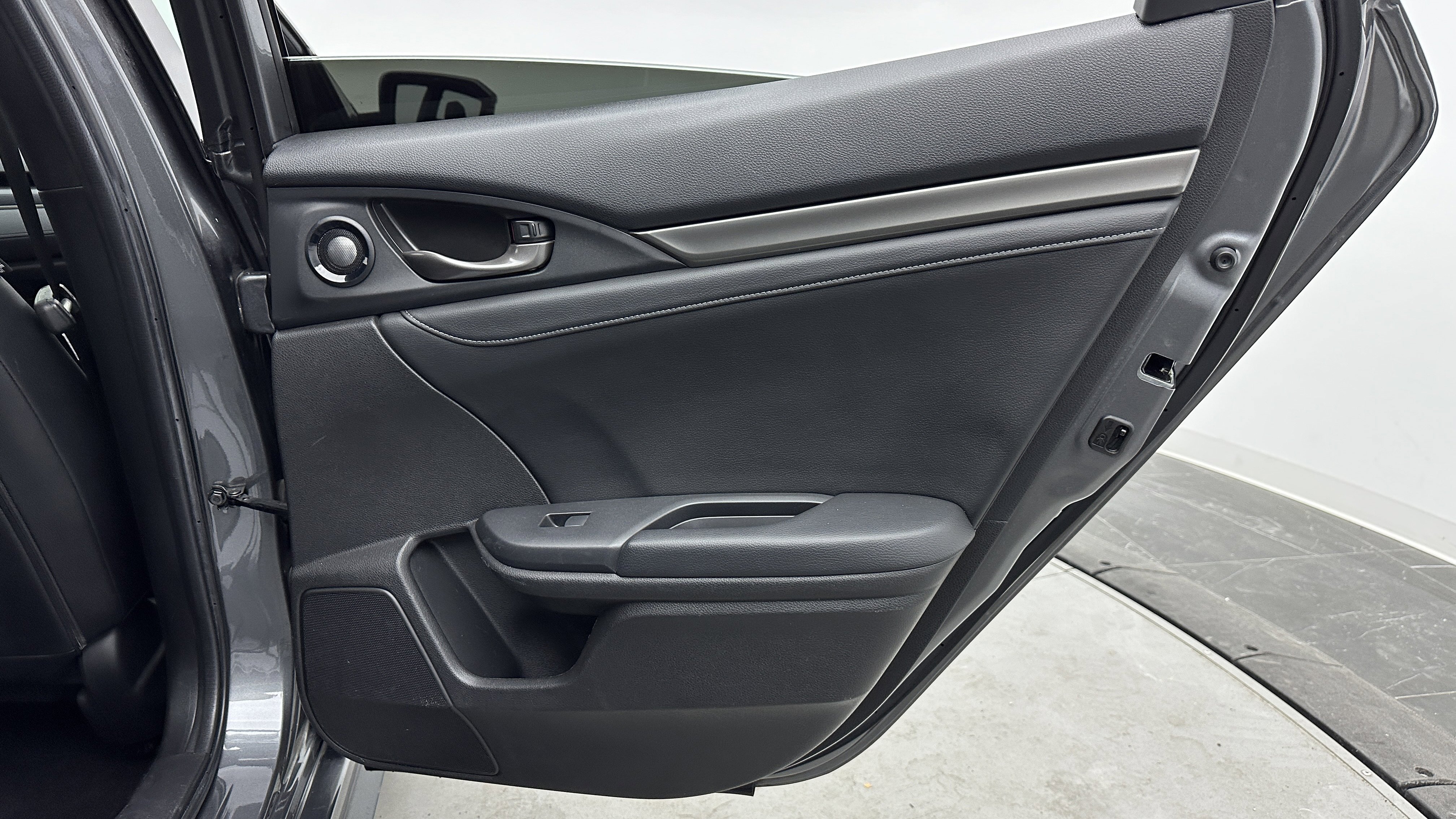 Used 2021 Honda Civic Sport Touring image 30