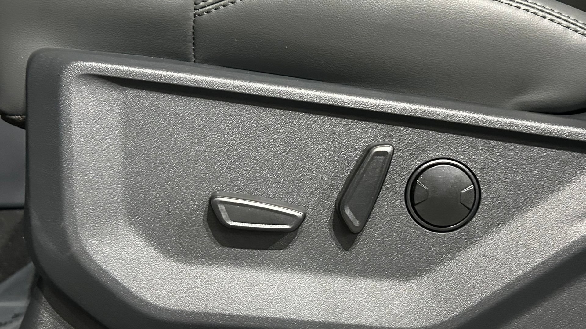 New 2027 Ford Expedition Active AWD/4WD image 49