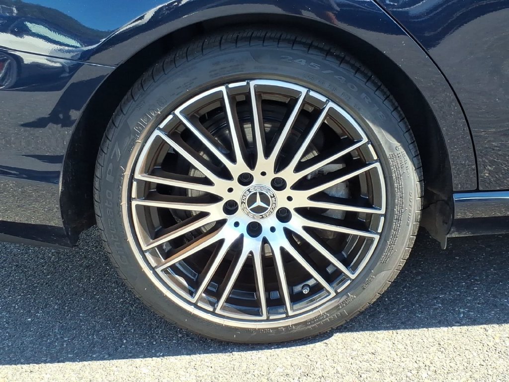 Used 2023 Mercedes-Benz C 300 4MATIC Sedan image 6
