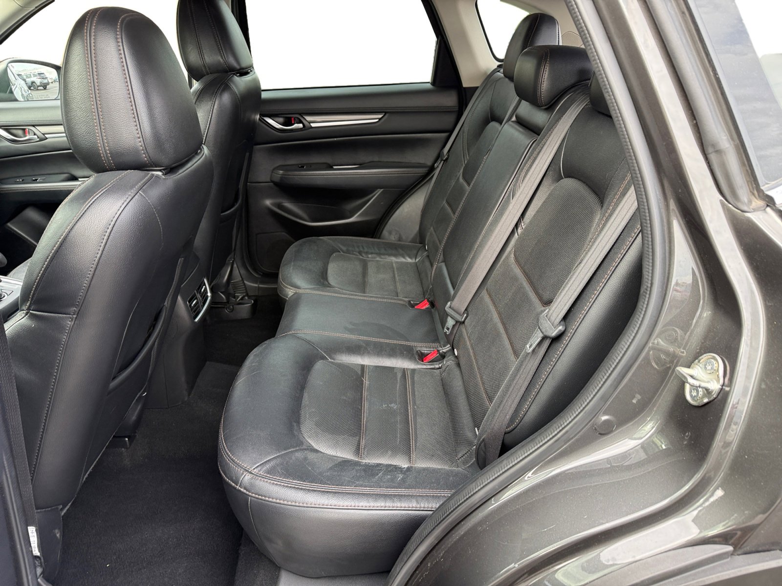 Used 2017 MAZDA CX-5 Grand Touring w/ Premium Package image 16