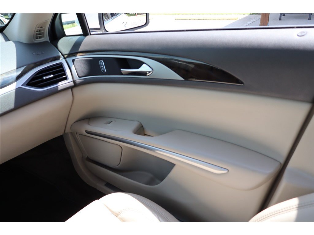 Used 2016 Lincoln MKZ Hybrid w/ Equipment Group 600A Reserve FWD image 22