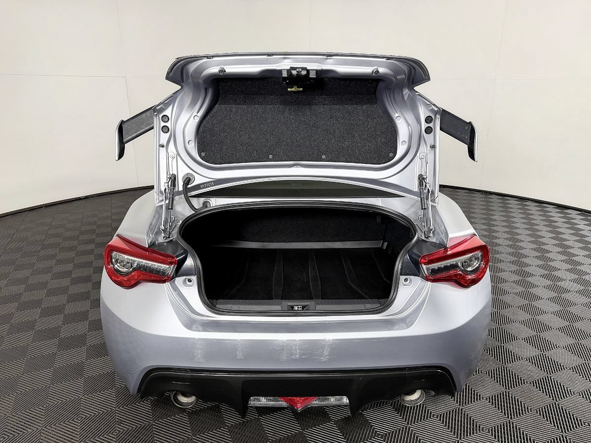 Used 2018 Subaru BRZ Premium w/ Popular Package #2 RWD image 13