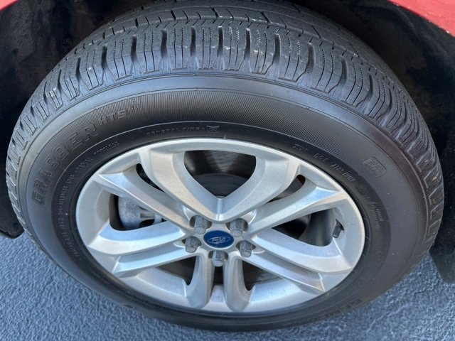 Used 2019 Ford Edge SEL w/ Equipment Group 201A image 32