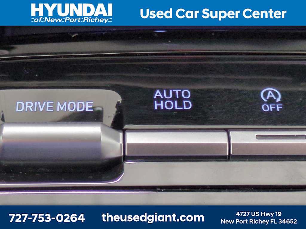 Used 2025 Hyundai Tucson Limited FWD image 28
