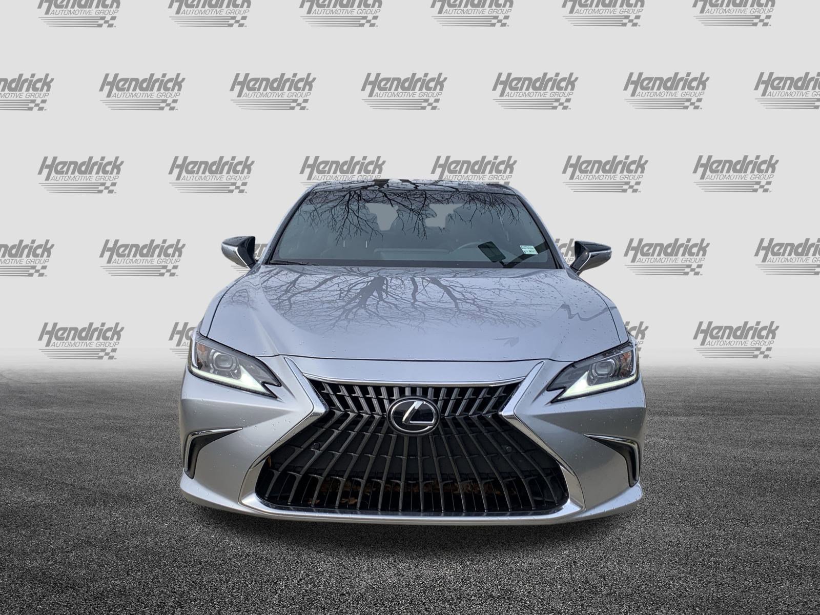 Certified 2025 Lexus ES 350 w/ Premium Package image 3